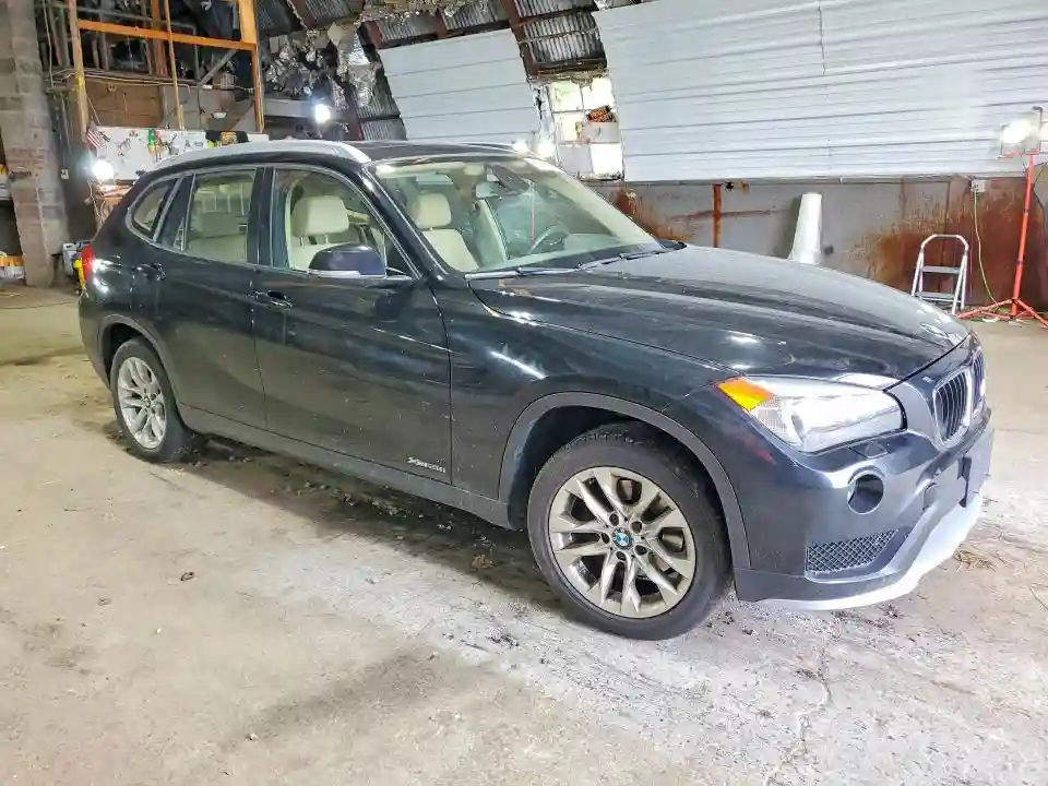 WBAVL1C54FVY25056 2015 BMW X1-3
