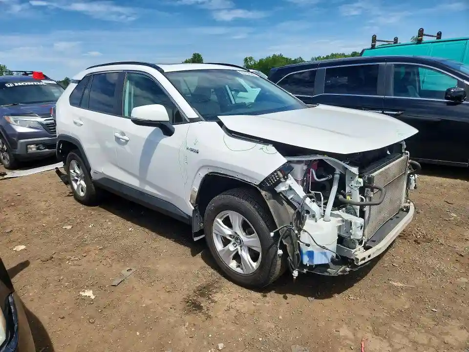 2T3RWRFV1LW054243 2020 TOYOTA RAV4-3