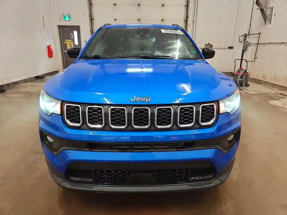 3C4NJDBN3RT139705 2024 JEEP COMPASS-4