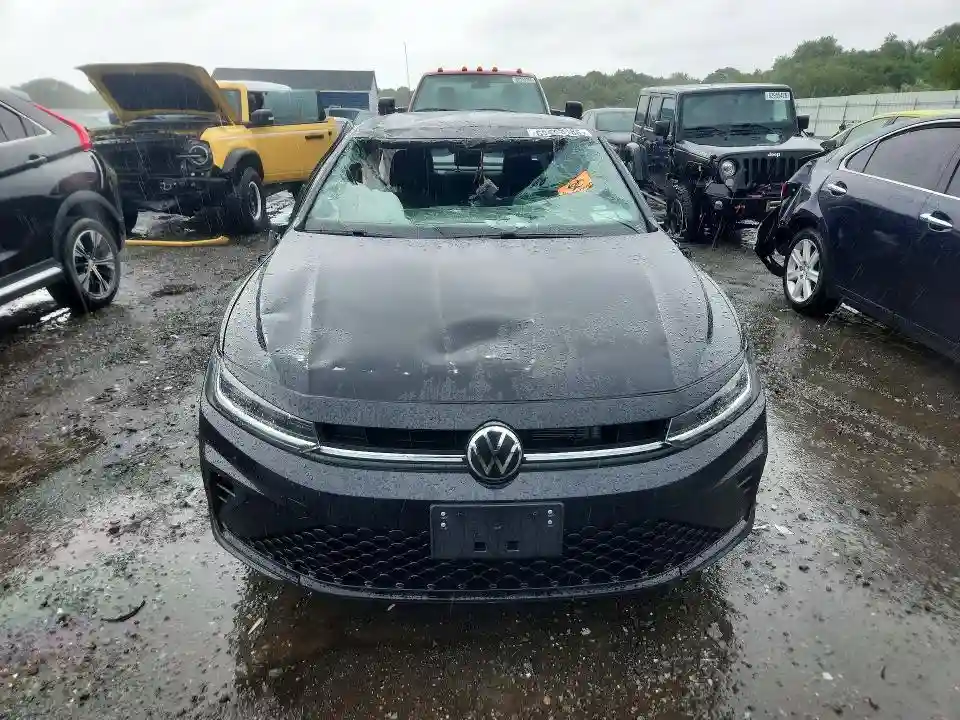 3VWBX7BU1SM077566 2025 VOLKSWAGEN JETTA-4
