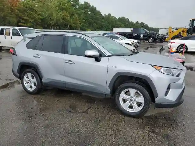 2T3RWRFV0MW121254 2021 TOYOTA RAV4-3
