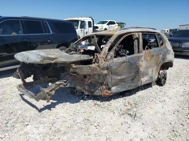 WVGBV7AXXHK022842 2017 VOLKSWAGEN TIGUAN-0