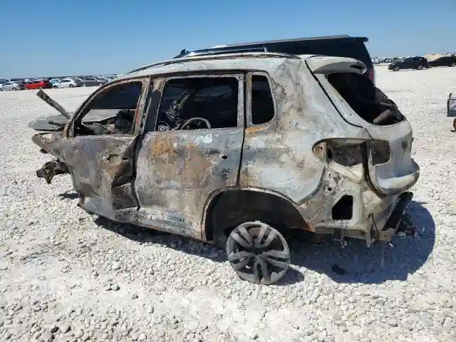 WVGBV7AXXHK022842 2017 VOLKSWAGEN TIGUAN-1