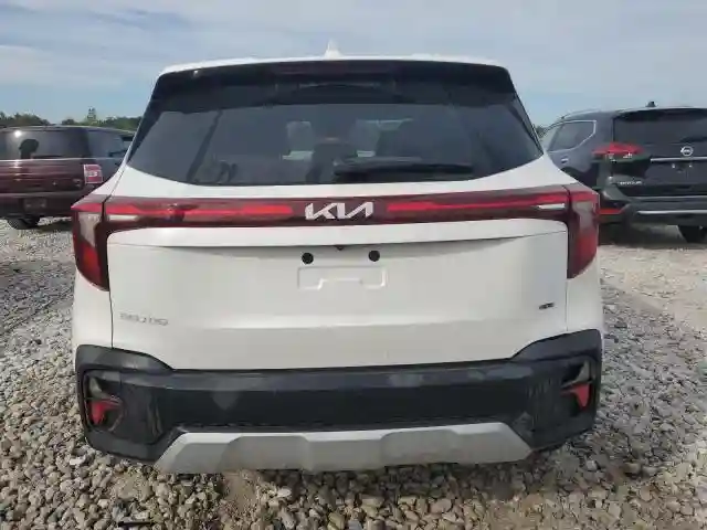 KNDEPCAA1R7622511 2024 KIA SELTOS-5