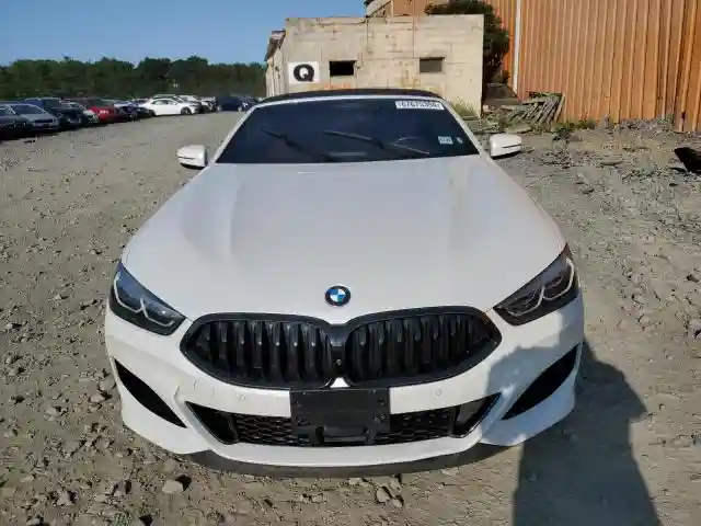 WBAFY4C50KBX39519 2019 BMW M8-4