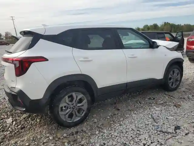 KNDEPCAA1R7622511 2024 KIA SELTOS-2