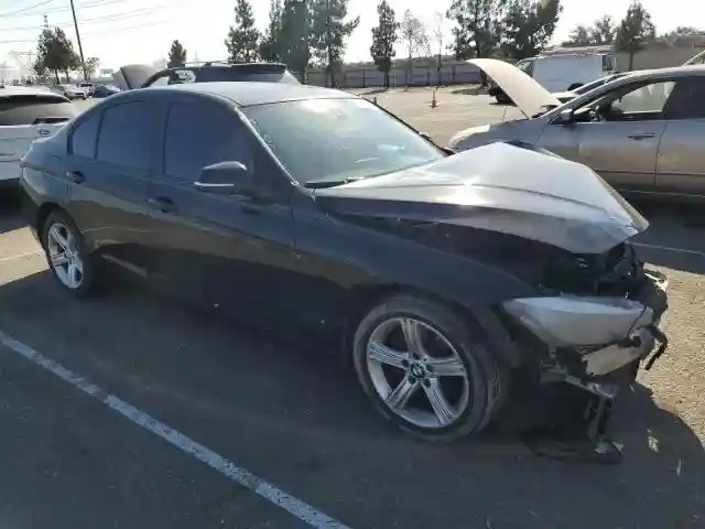 WBA3C1C58FK119555 2015 BMW 3 SERIES-3