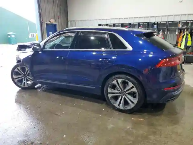 WA1FVBF19ND006199 2022 AUDI Q8-1
