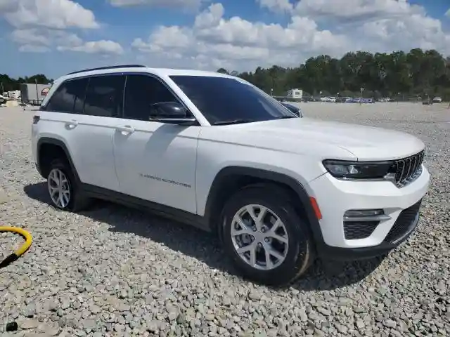 1C4RJGBG8N8532886 2022 JEEP GRAND CHEROKEE-3