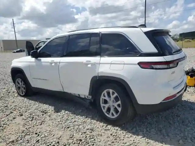 1C4RJGBG8N8532886 2022 JEEP GRAND CHEROKEE-1