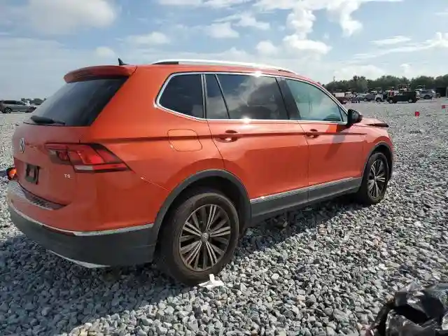 3VV3B7AX3JM021663 2018 VOLKSWAGEN TIGUAN-2