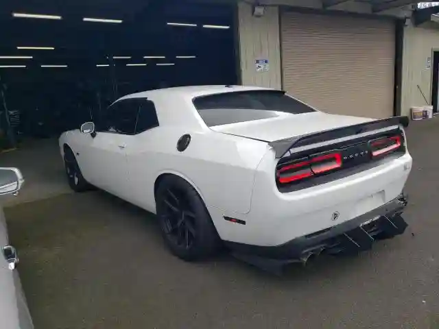 2C3CDZBT7KH556936 2019 DODGE CHALLENGER-1