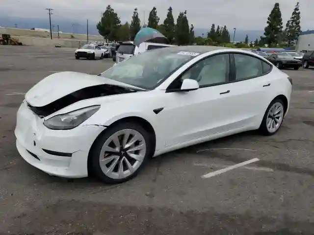 5YJ3E1EA3PF487552 2023 TESLA MODEL 3-0
