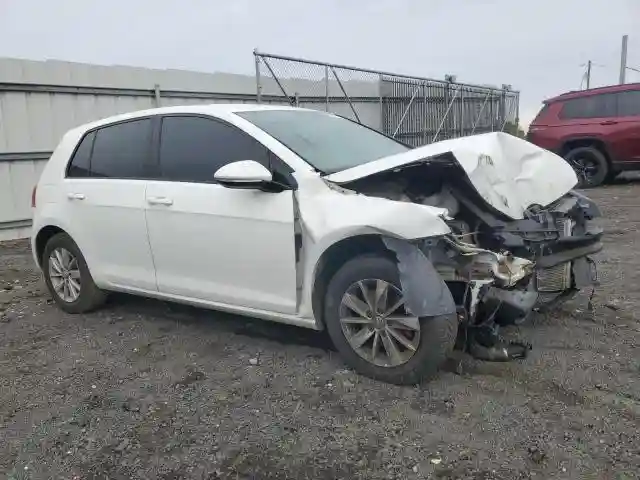 3VW217AU1HM017668 2017 VOLKSWAGEN GOLF-3