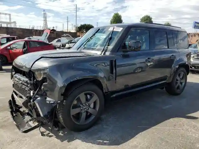 SALE27EU8S2404958 2025 LAND ROVER DEFENDER-0