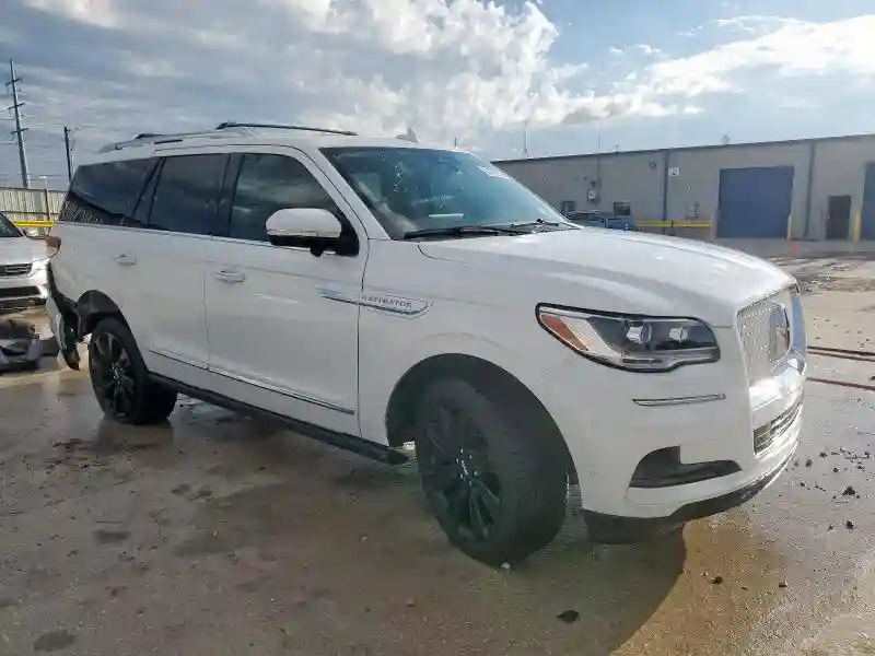 5LMJJ2LGXREL24295 2024 LINCOLN NAVIGATOR-3