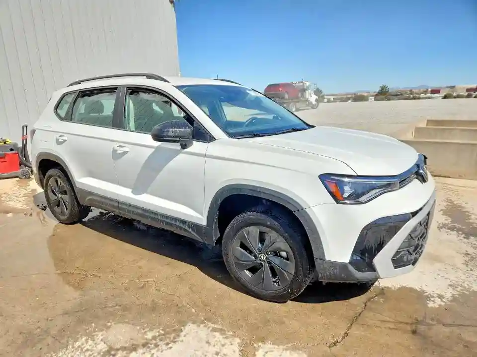 3VV5C7B28SM014685 2025 VOLKSWAGEN TAOS S-3