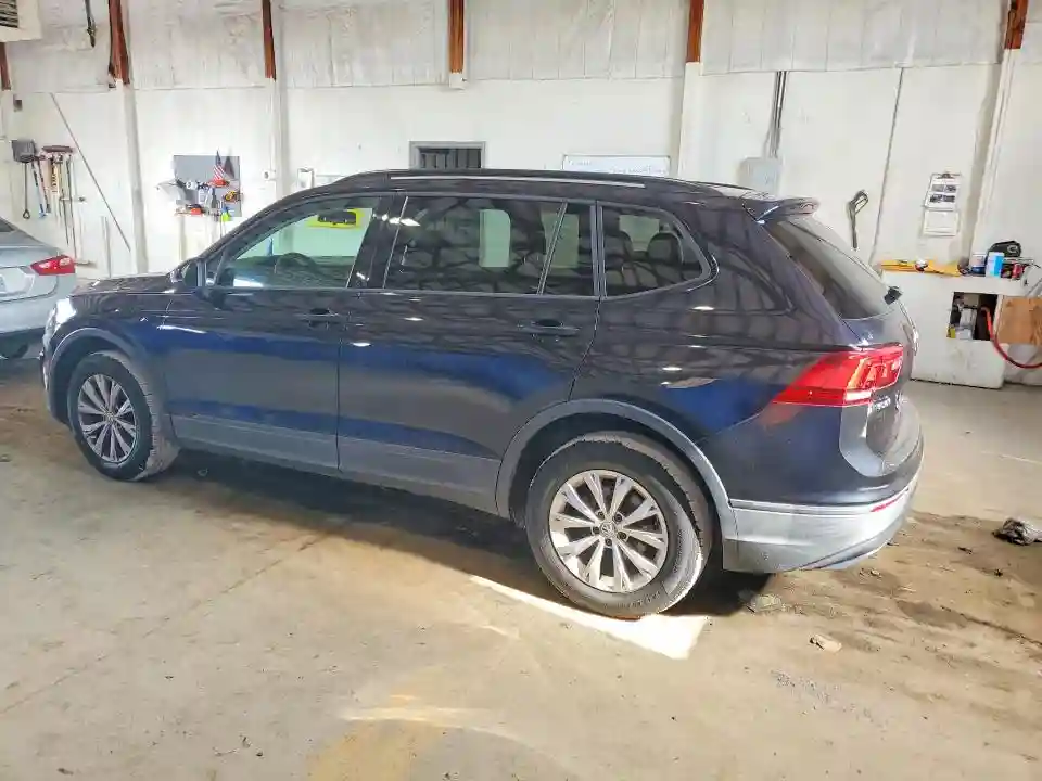 3VV1B7AX8JM200417 2018 VOLKSWAGEN TIGUAN-1