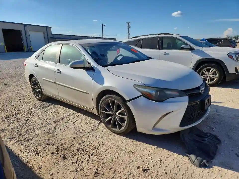 5YFBURHE8GP373109 2016 TOYOTA CAMRY-3