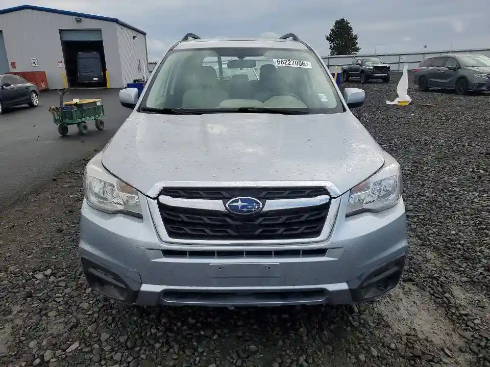 JF2SJAEC0HH509597 2017 SUBARU FORESTER-4