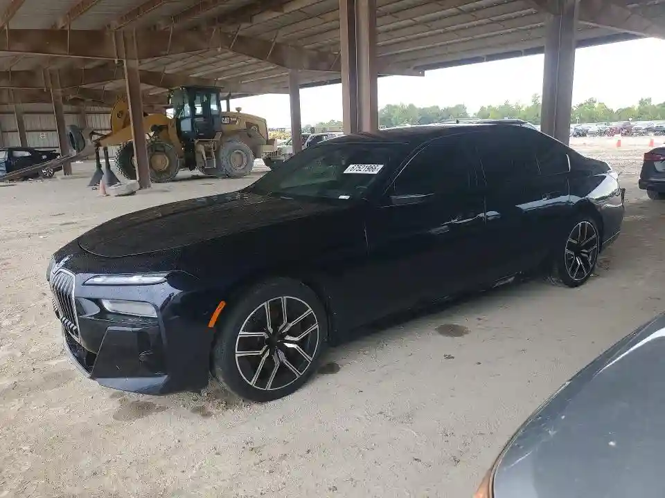 WBA33EJ0XPCM28471 2023 BMW 7 SERIES-0