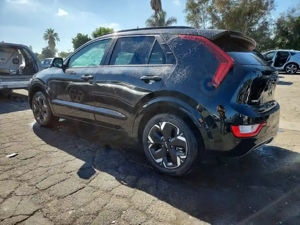 KNDCR3L17P5027962 2023 KIA NIRO-1