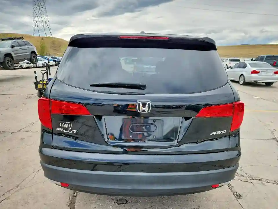 5FNYF6H56JB038338 2018 HONDA PILOT-5