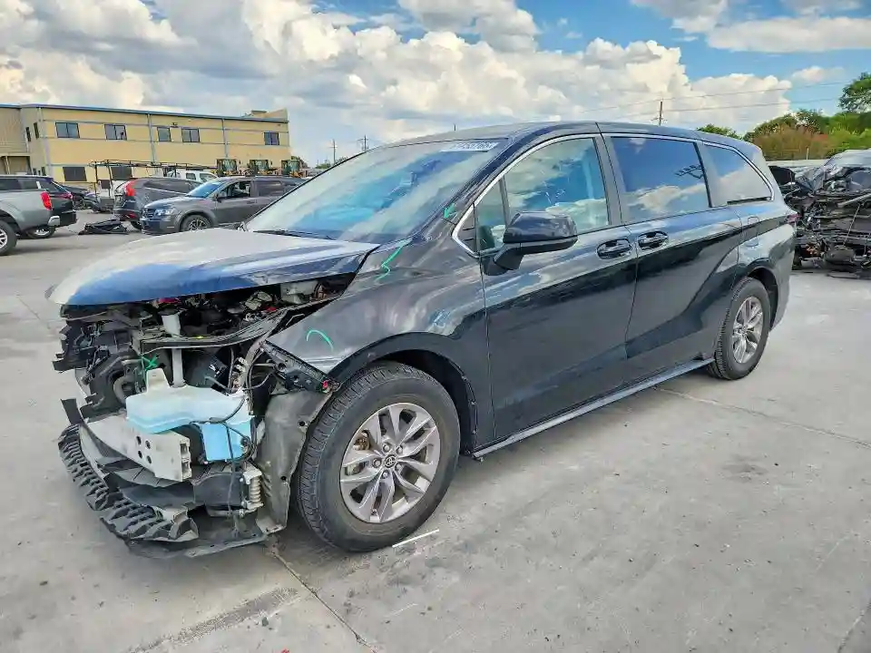 5TDKRKEC8NS123367 2022 TOYOTA SIENNA-0