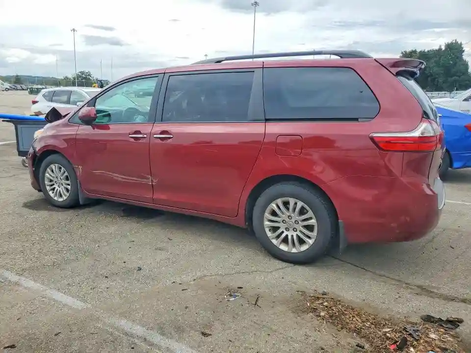 5TDYZ3DC1HS870783 2017 TOYOTA SIENNA-1