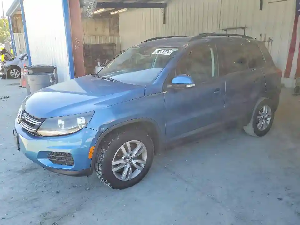WVGBV7AX2HK007932 2017 VOLKSWAGEN TIGUAN-0