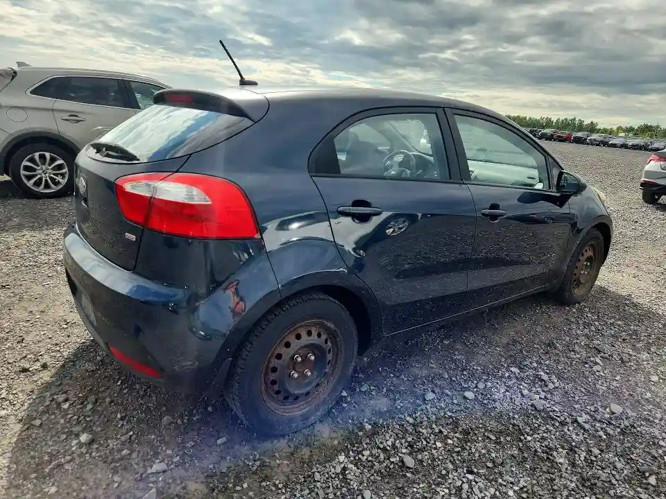 KNADM5A36F6972796 2015 KIA RIO-2