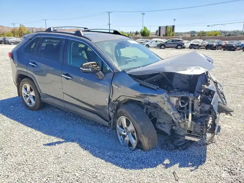 4T3D6RFV4LU004429 2020 TOYOTA RAV4-3