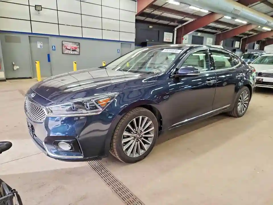 KNALC4J11H5048797 2017 KIA CADENZA-0