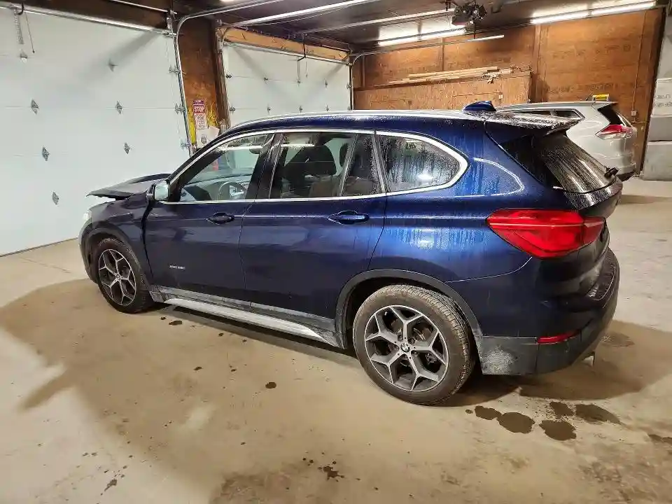 WBXHT3C32GP883105 2016 BMW X1-1
