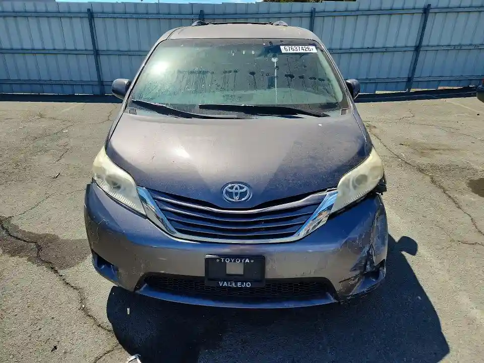 5TDKK3DCXFS547470 2015 TOYOTA SIENNA-4