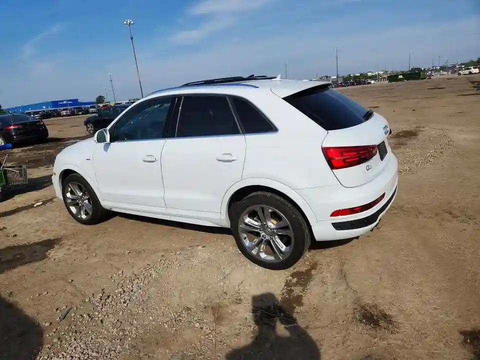 WA1JCCFS4JR032494 2018 AUDI Q3-1