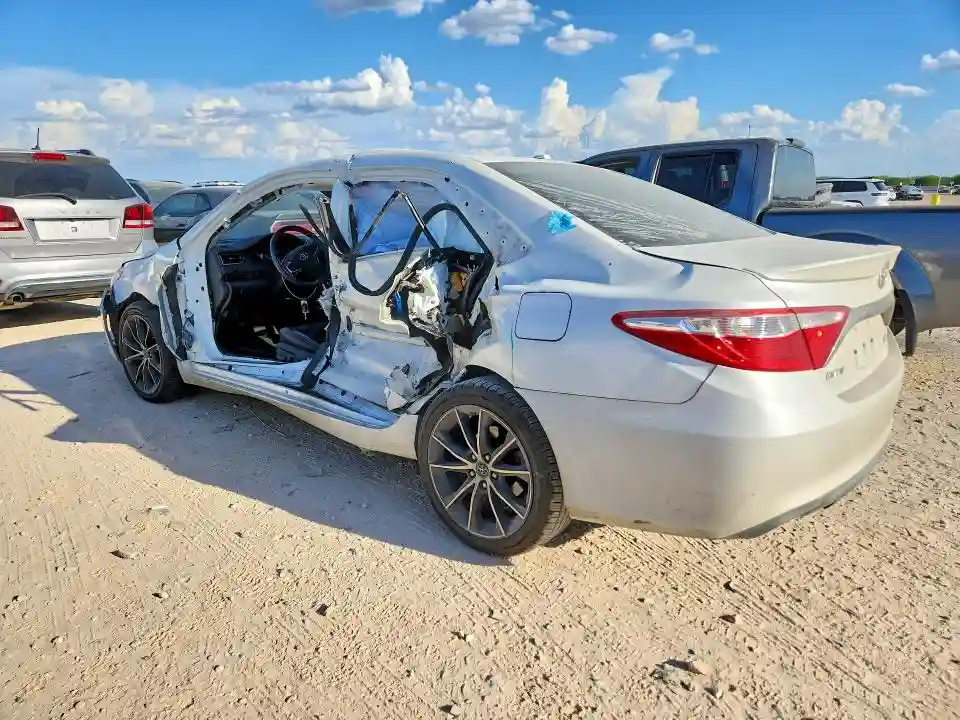 5YFBURHE8GP373109 2016 TOYOTA CAMRY-1