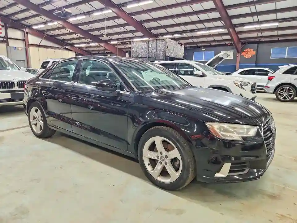 WAUAUGFF8J1040512 2018 AUDI A3-3