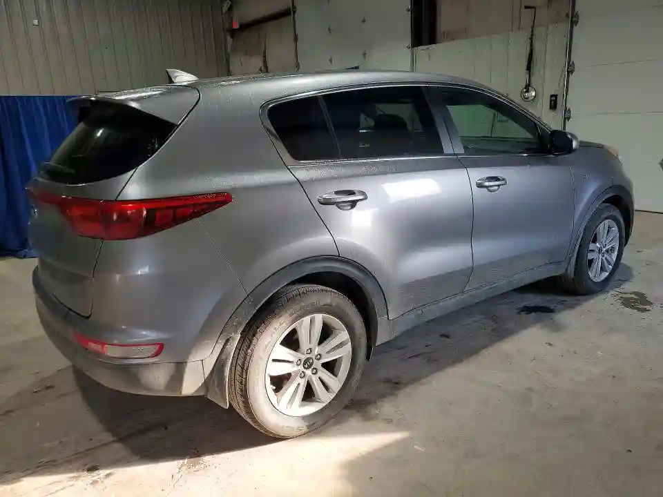 KNDPMCAC8J7341572 2018 KIA SPORTAGE-2