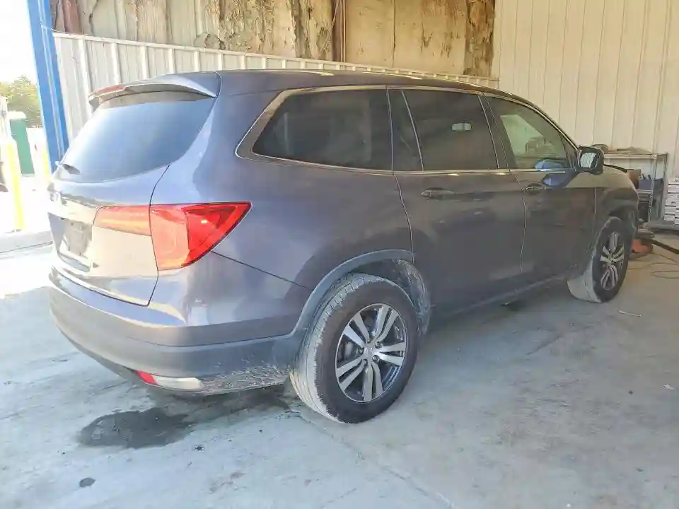5FNYF5H57JB028072 2018 HONDA PILOT-2