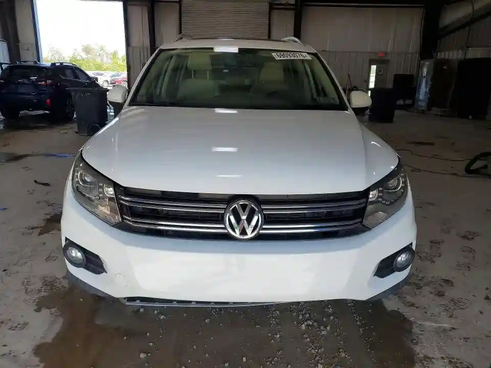WVGBV7AX4GW585649 2016 VOLKSWAGEN TIGUAN-4