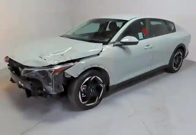 3KPFU4DE9SE234482 2025 KIA K4 EX-1