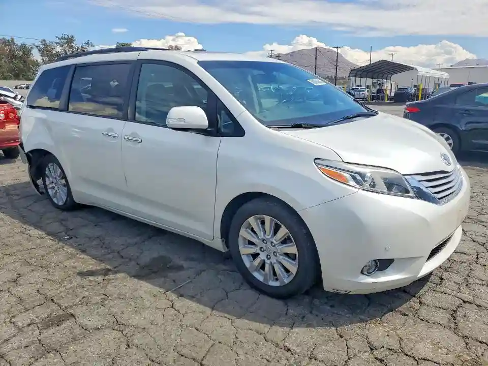5TDDK3DC4FS103767 2015 TOYOTA SIENNA-3