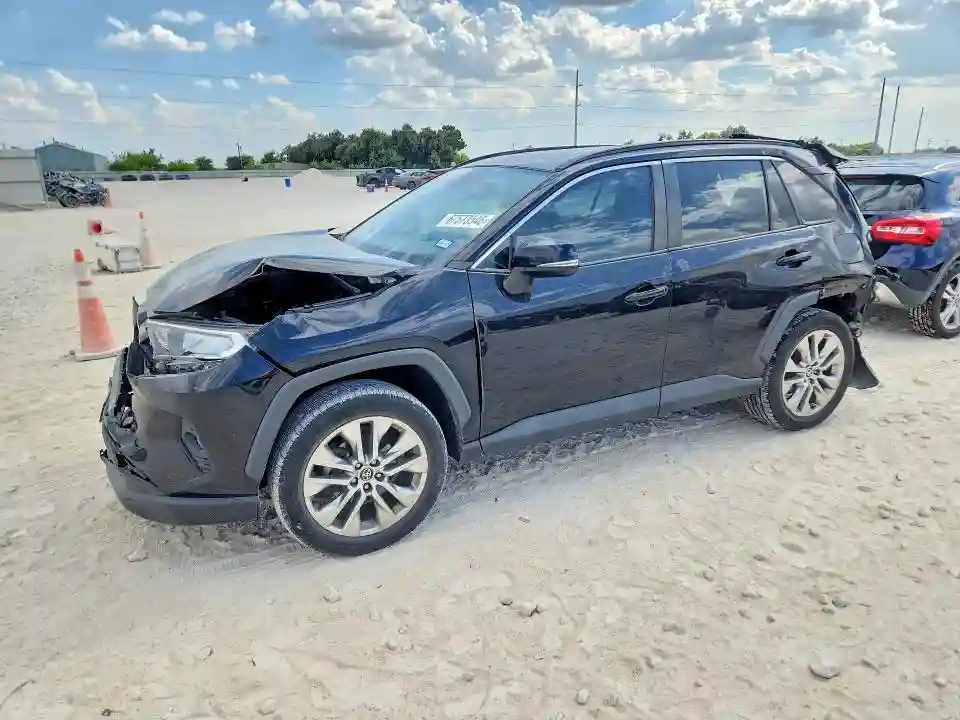 2T3C1RFV3MC165500 2021 TOYOTA RAV4-0