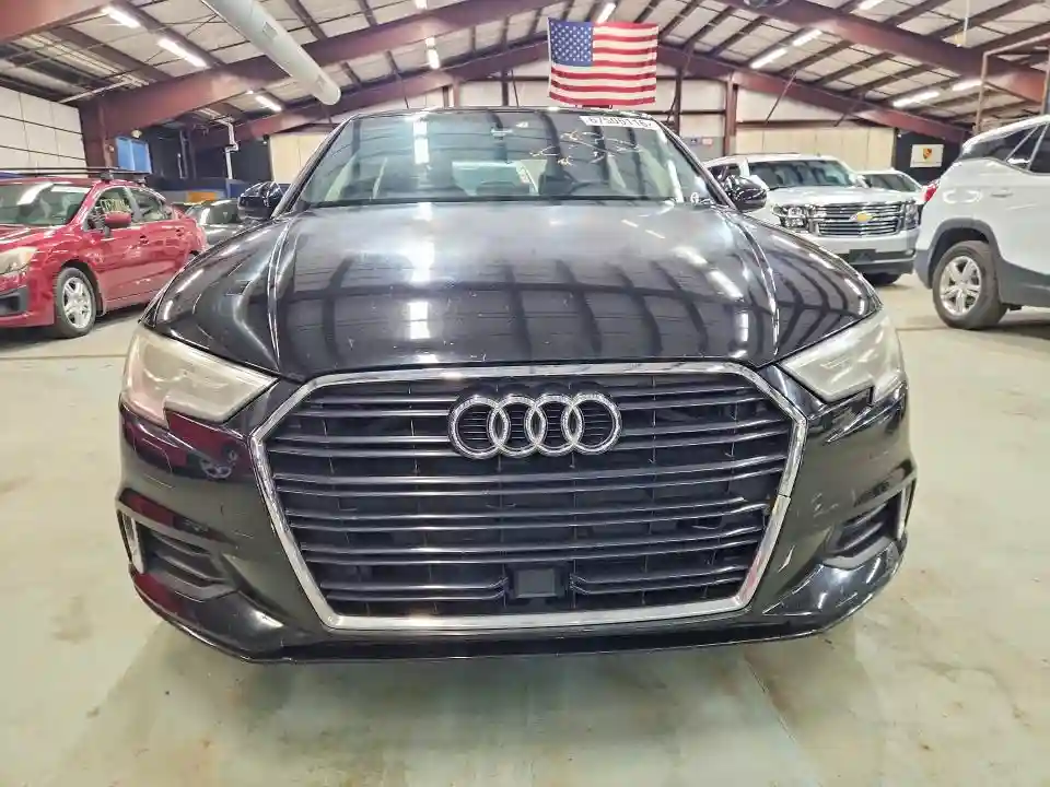 WAUAUGFF8J1040512 2018 AUDI A3-4