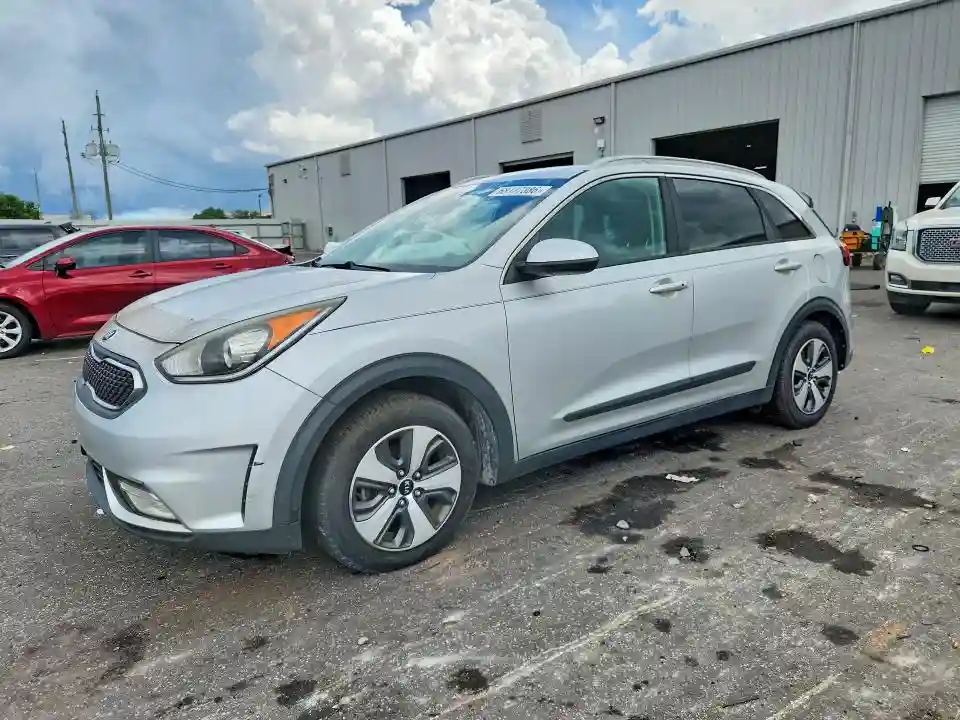 KNDCB3LC7H5074674 2017 KIA NIRO-0