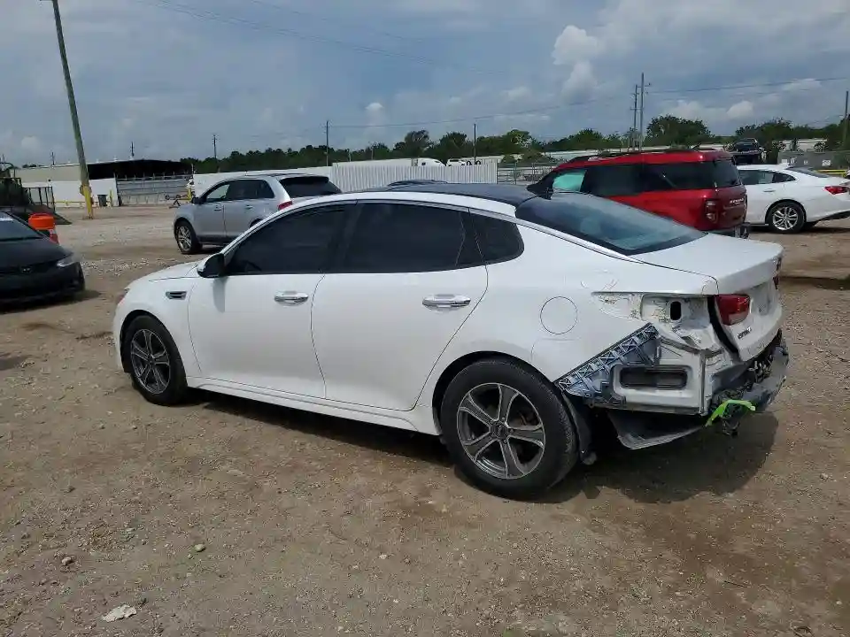 5XXGU4L35GG083059 2016 KIA OPTIMA-1