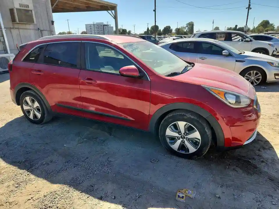 KNDCB3LC4K5324170 2019 KIA NIRO-3
