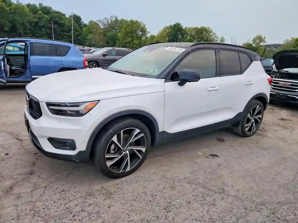 YV4162UM6K2105092 2019 VOLVO XC40-0