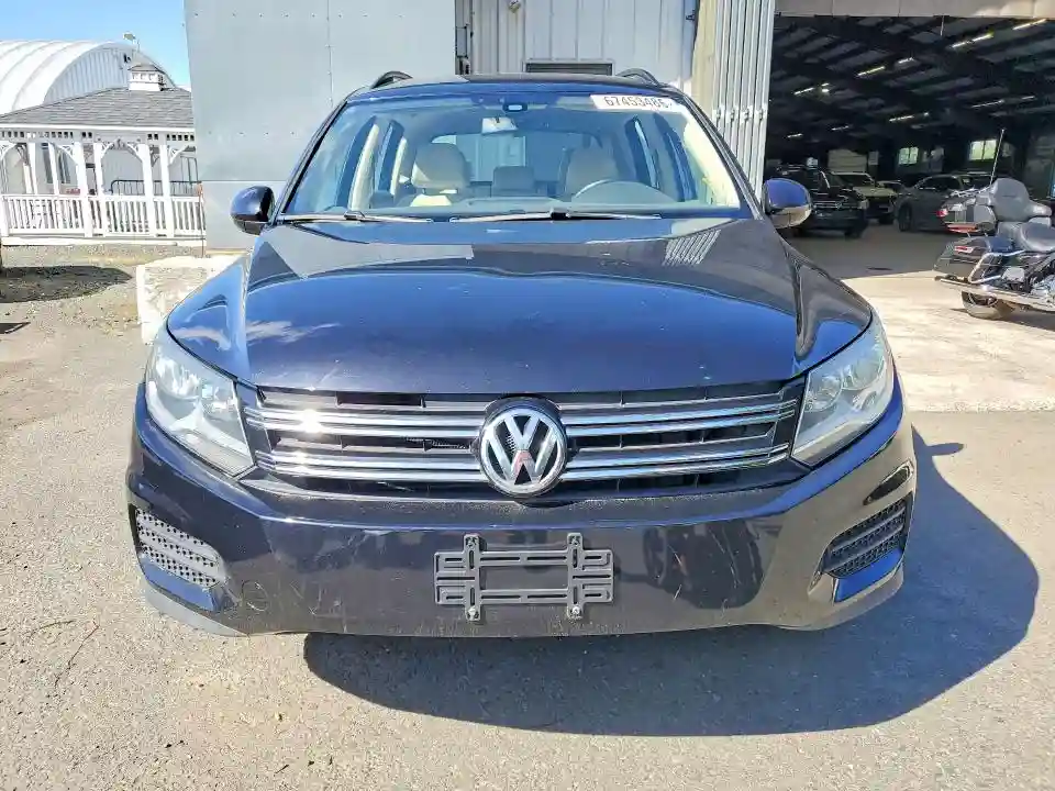 WVGBV7AXXHK000324 2017 VOLKSWAGEN TIGUAN-4